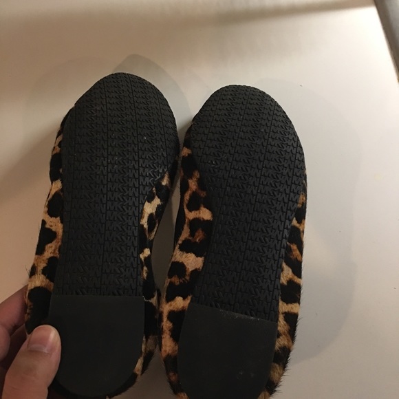 Michael Kors leopard print flats - Picture 4 of 4